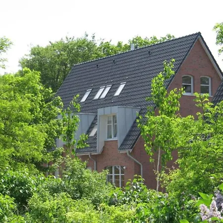 2 Ostseeblick Apartment *